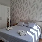 Veronica\' S House