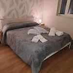 Veronica\' S House